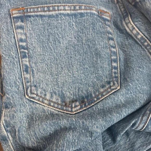 Abercrombie & Fitch High-Rise Light Blue Jeans - Picture 3 of 3